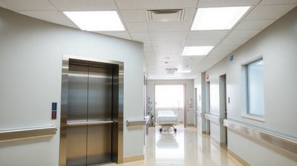 Boostez votre carrière : postes d'ophtalmologues en hôpital